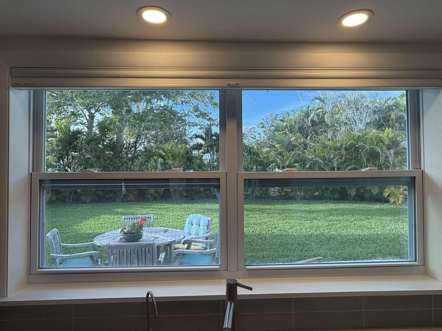 Image 18 of 33 For 751 Fox Street