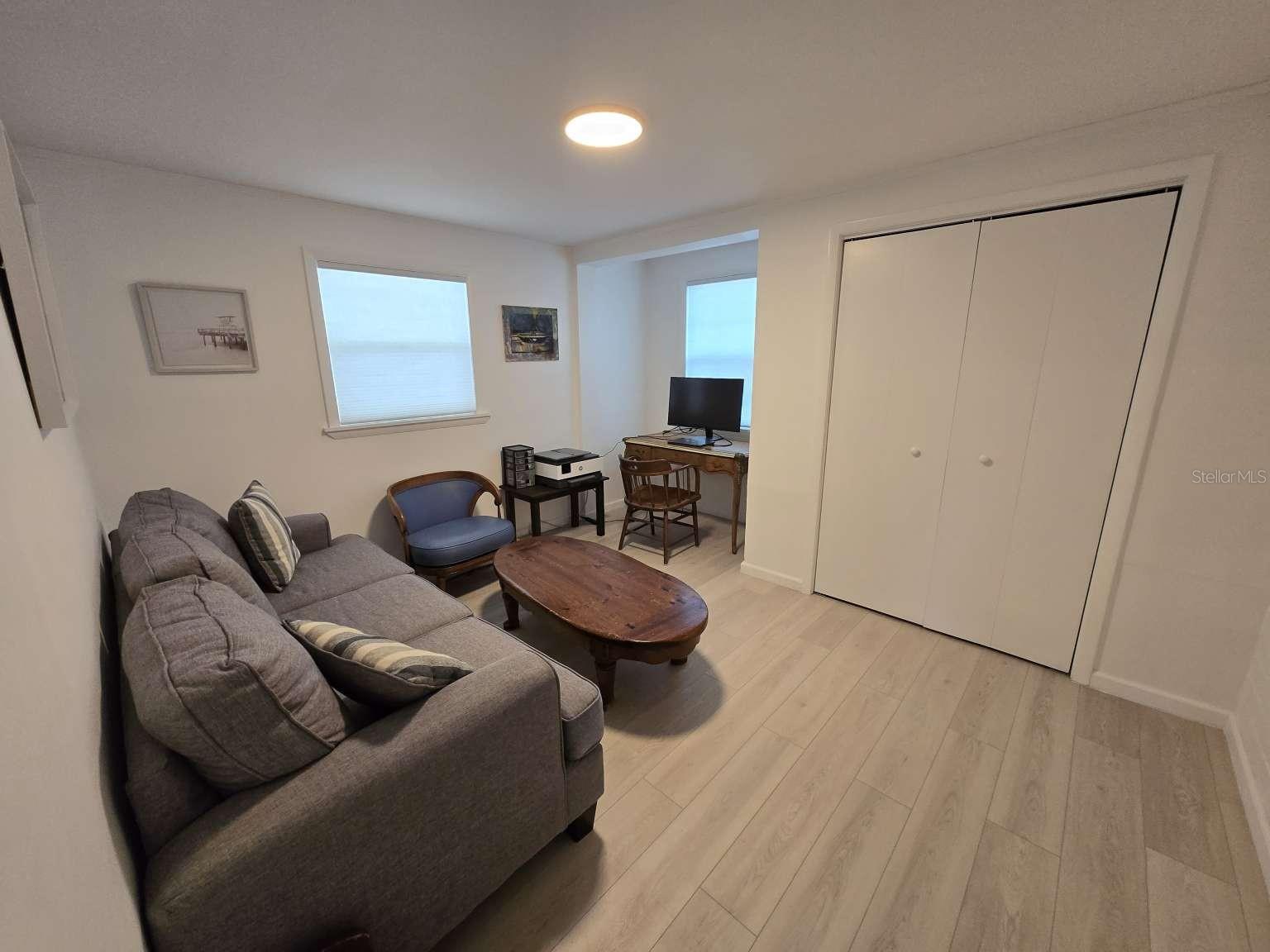 Image 20 of 33 For 751 Fox Street