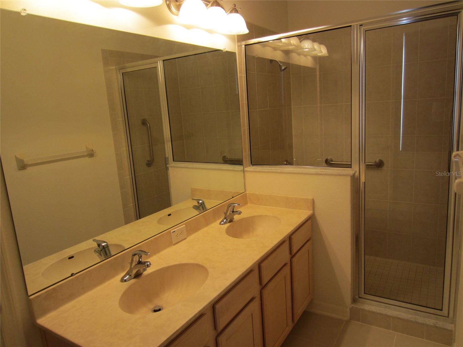 Image 20 of 48 For 3432 Lonzalo Way