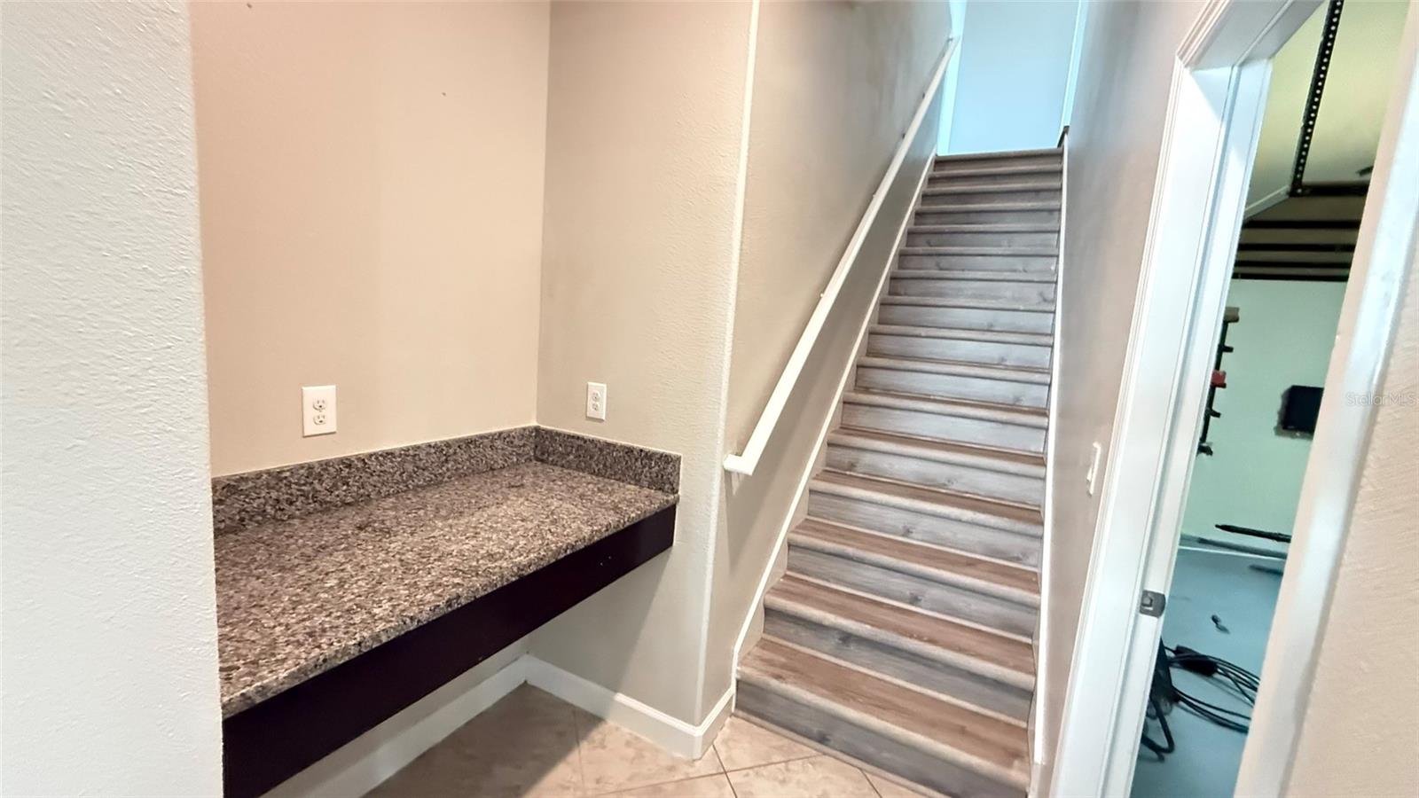 Image 24 of 46 For 11017 Purple Martin Boulevard