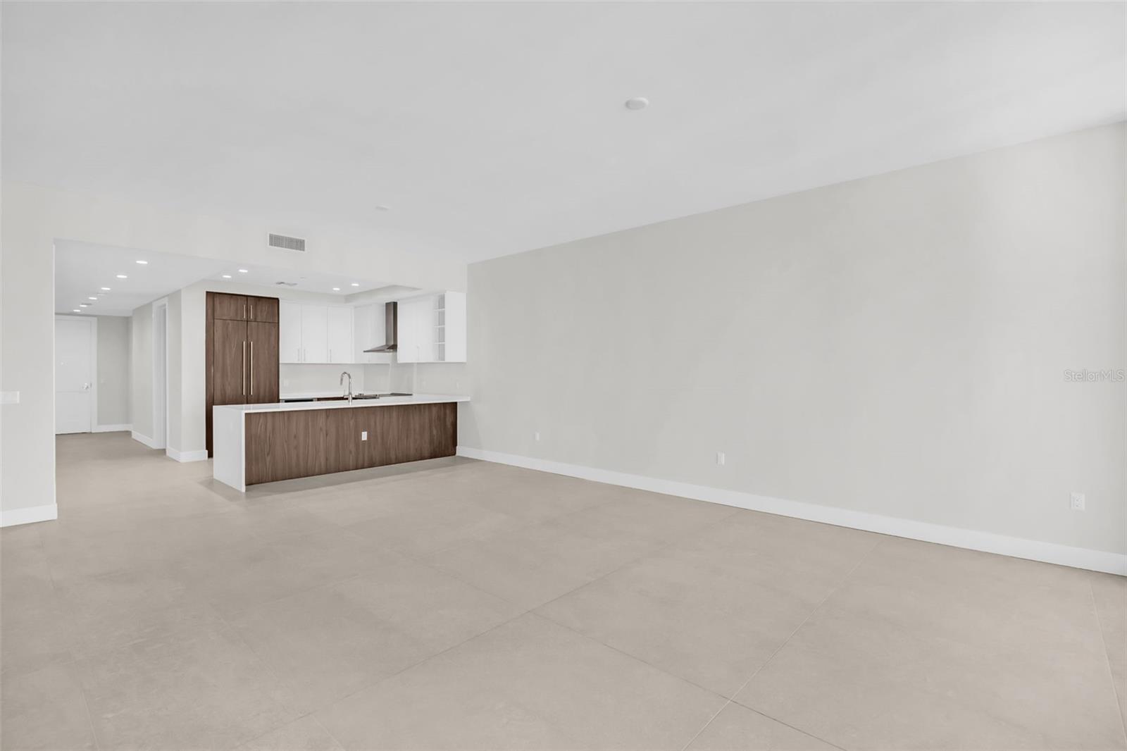 Image 10 of 56 For 275 1st Avenue S 2304