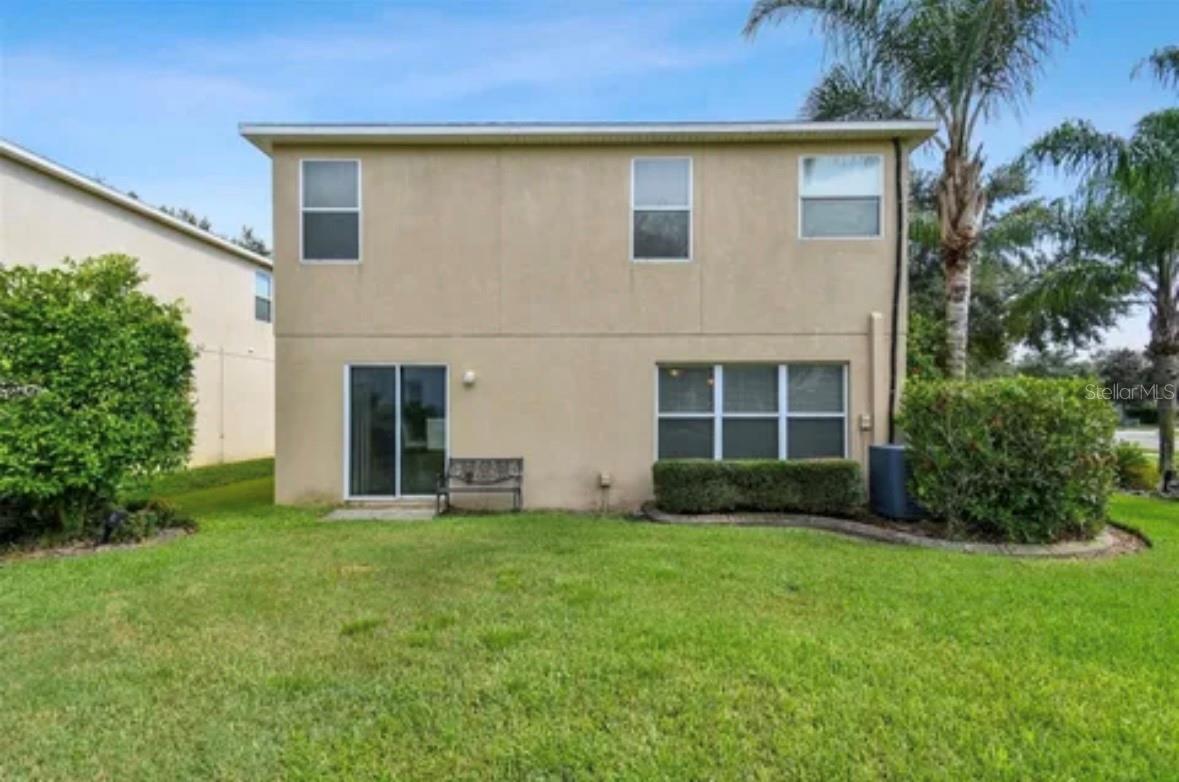 Image 17 of 22 For 18907 Randall Place