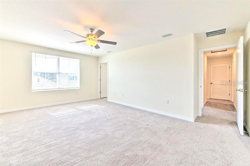 Listing photo id 7 for 2785 Gardiner Lane