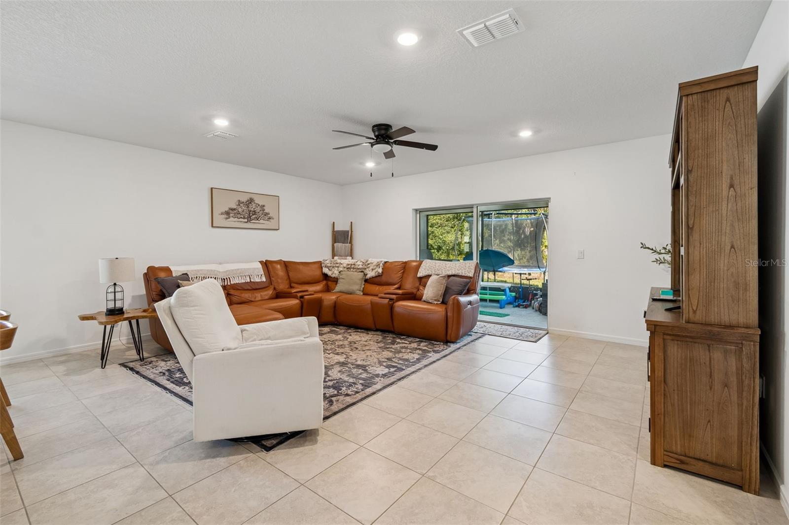 Image 21 of 31 For 11855 Armada Way