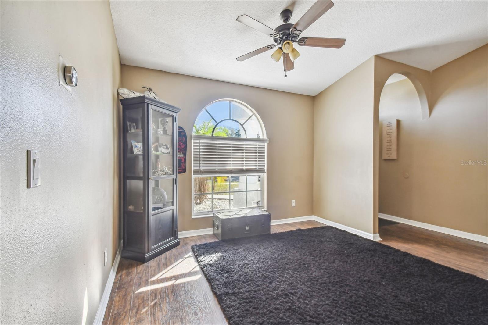 Image 17 of 68 For 11528 Andy Drive