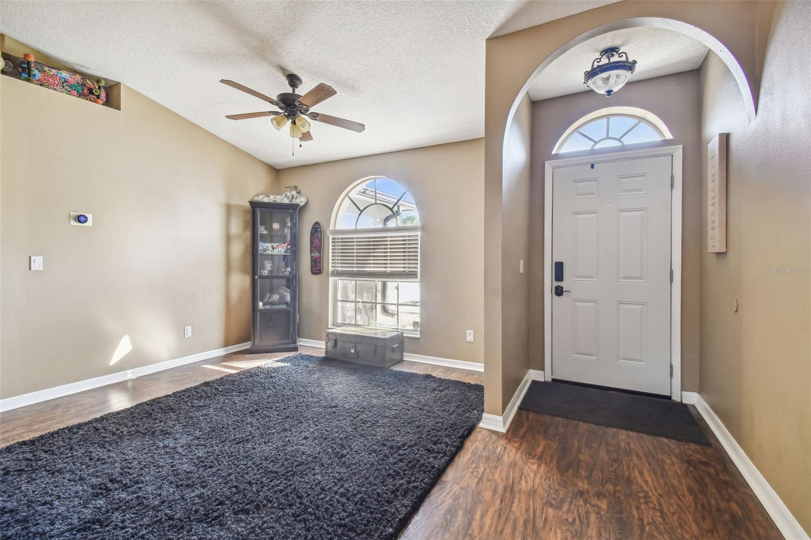 Image 18 of 68 For 11528 Andy Drive