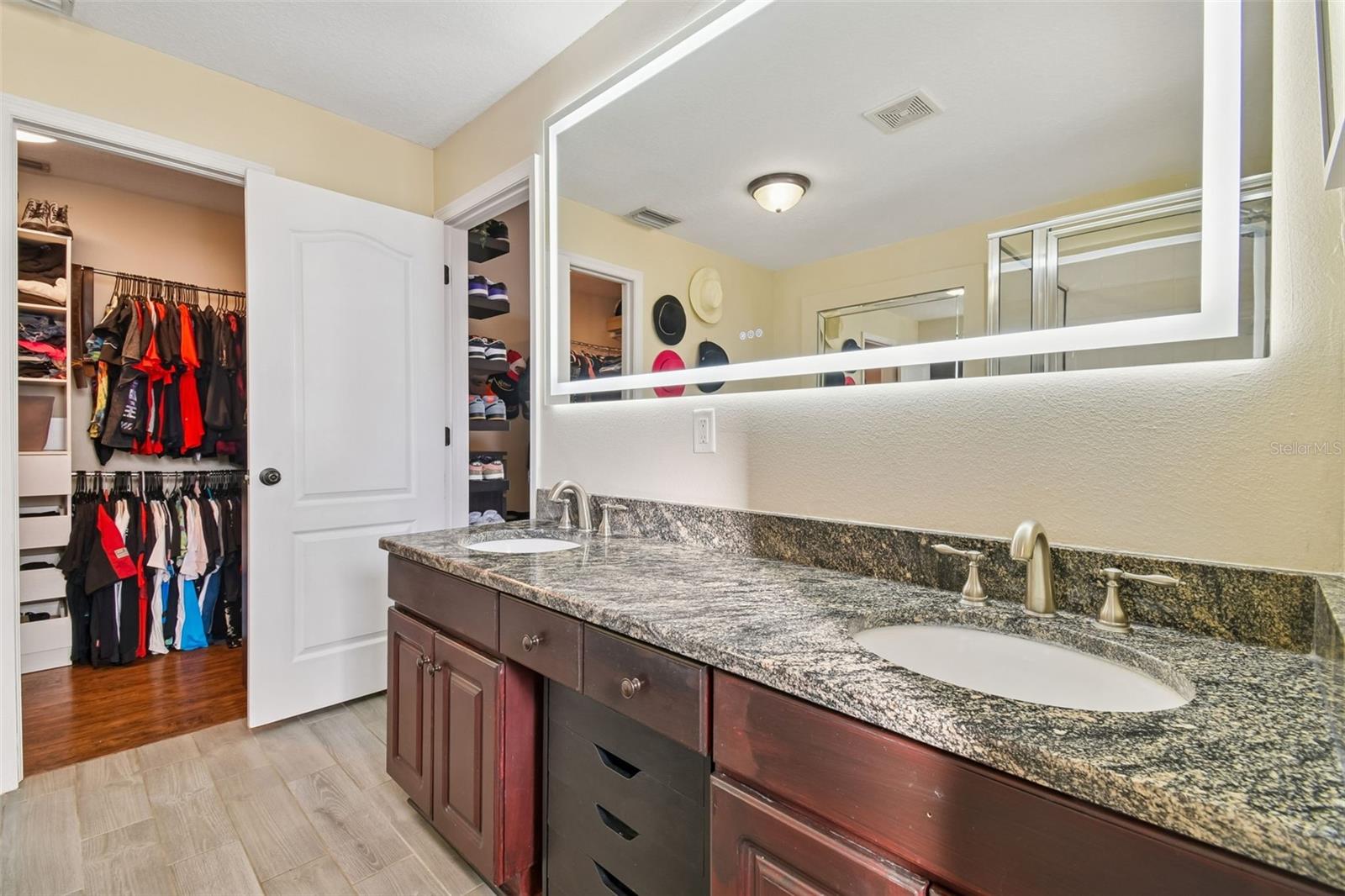 Image 30 of 68 For 11528 Andy Drive