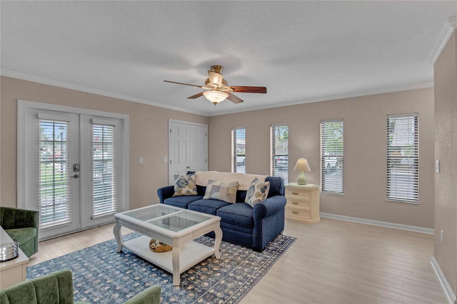 Image 5 of 23 For 716 Lyndhurst Street 701