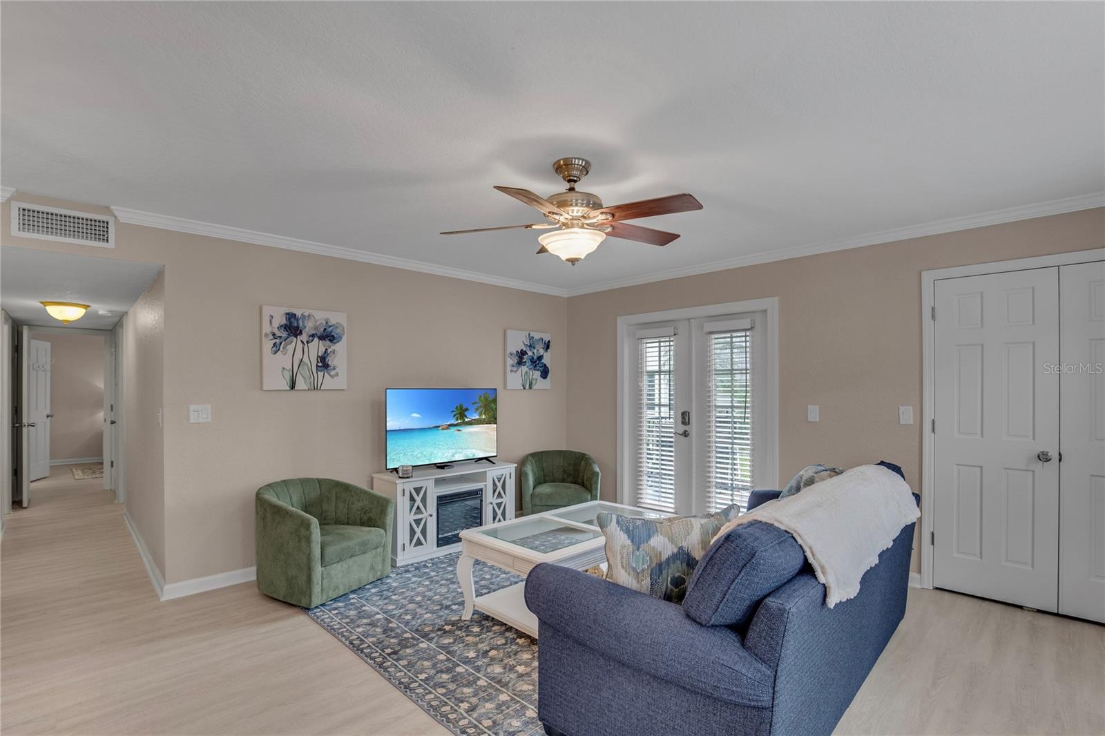 Image 6 of 23 For 716 Lyndhurst Street 701