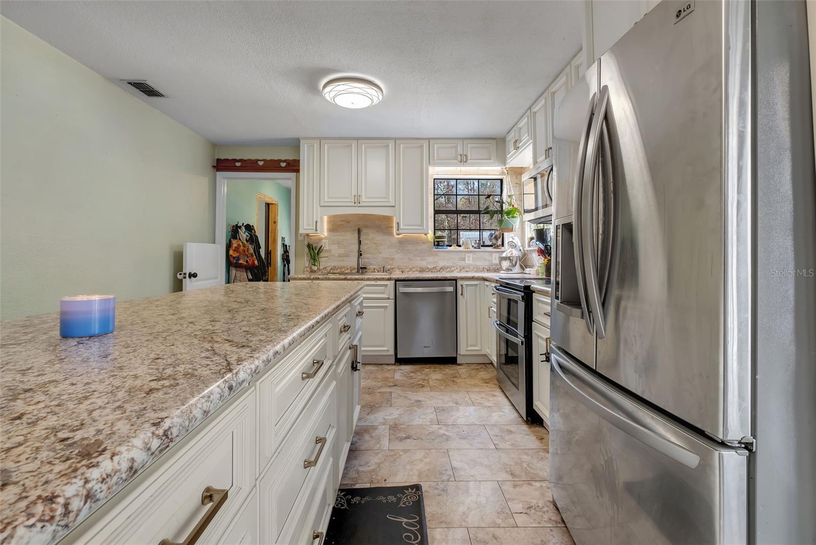 Image 11 of 29 For 976 Hassell Drive