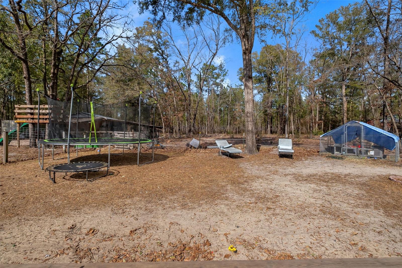 Image 25 of 29 For 976 Hassell Drive