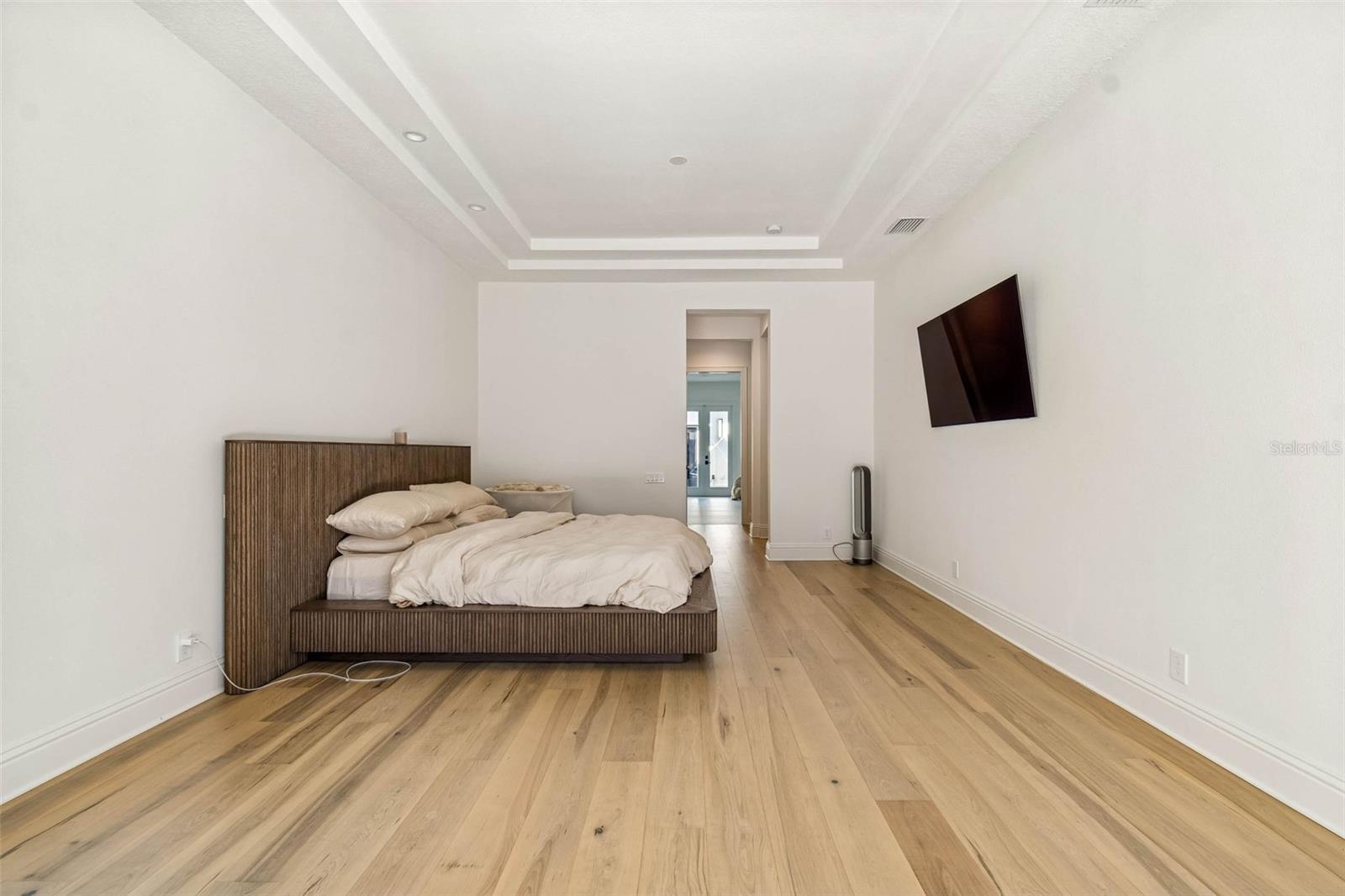 Image 20 of 83 For 17720 Royal Eagle Lane