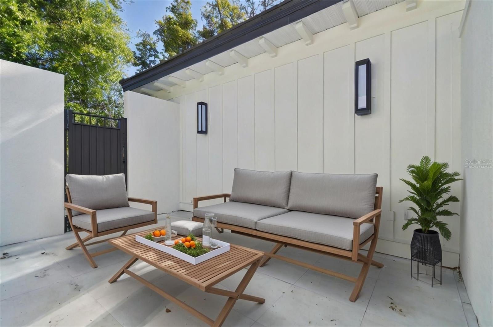 Image 34 of 83 For 17720 Royal Eagle Lane