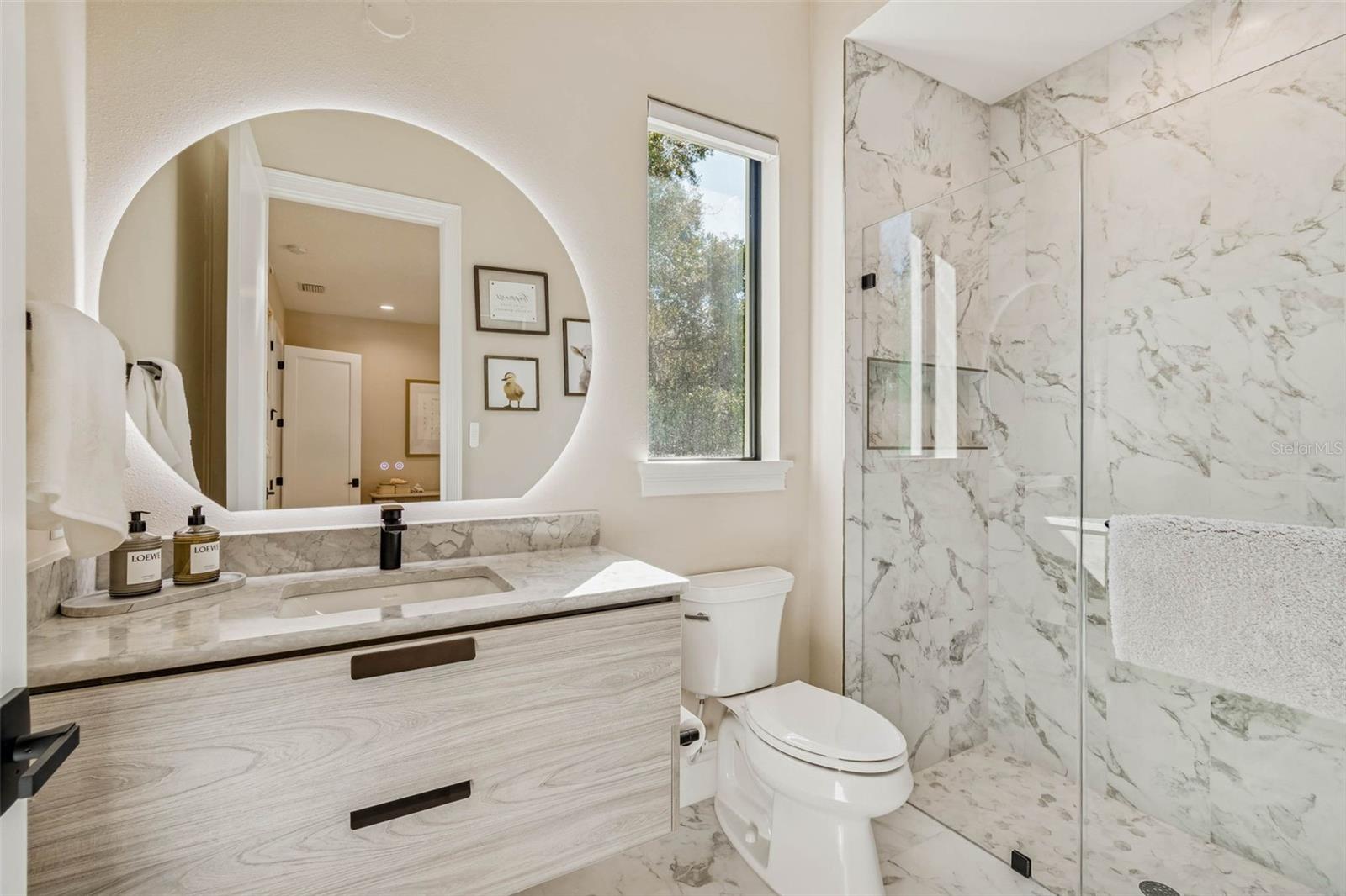 Image 46 of 83 For 17720 Royal Eagle Lane