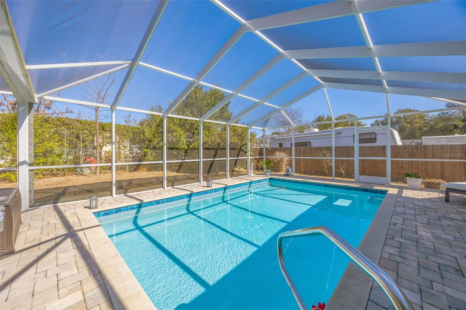 Image 13 of 52 For 1225 2nd Street