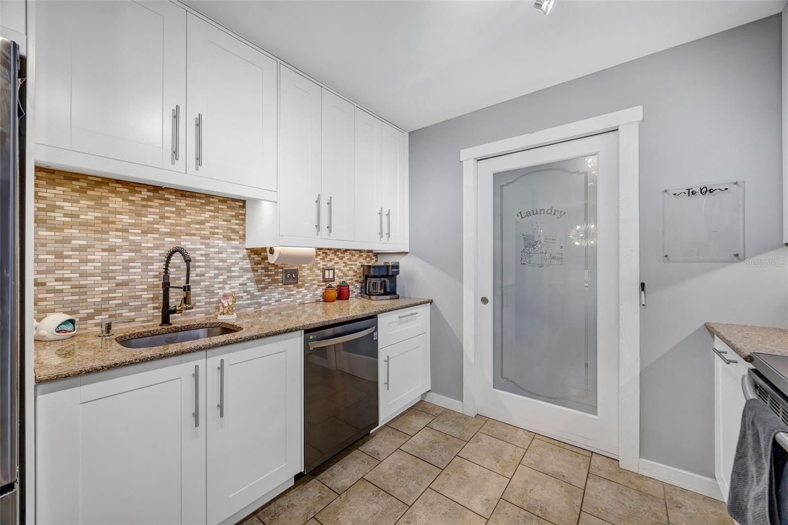 Image 18 of 52 For 1225 2nd Street