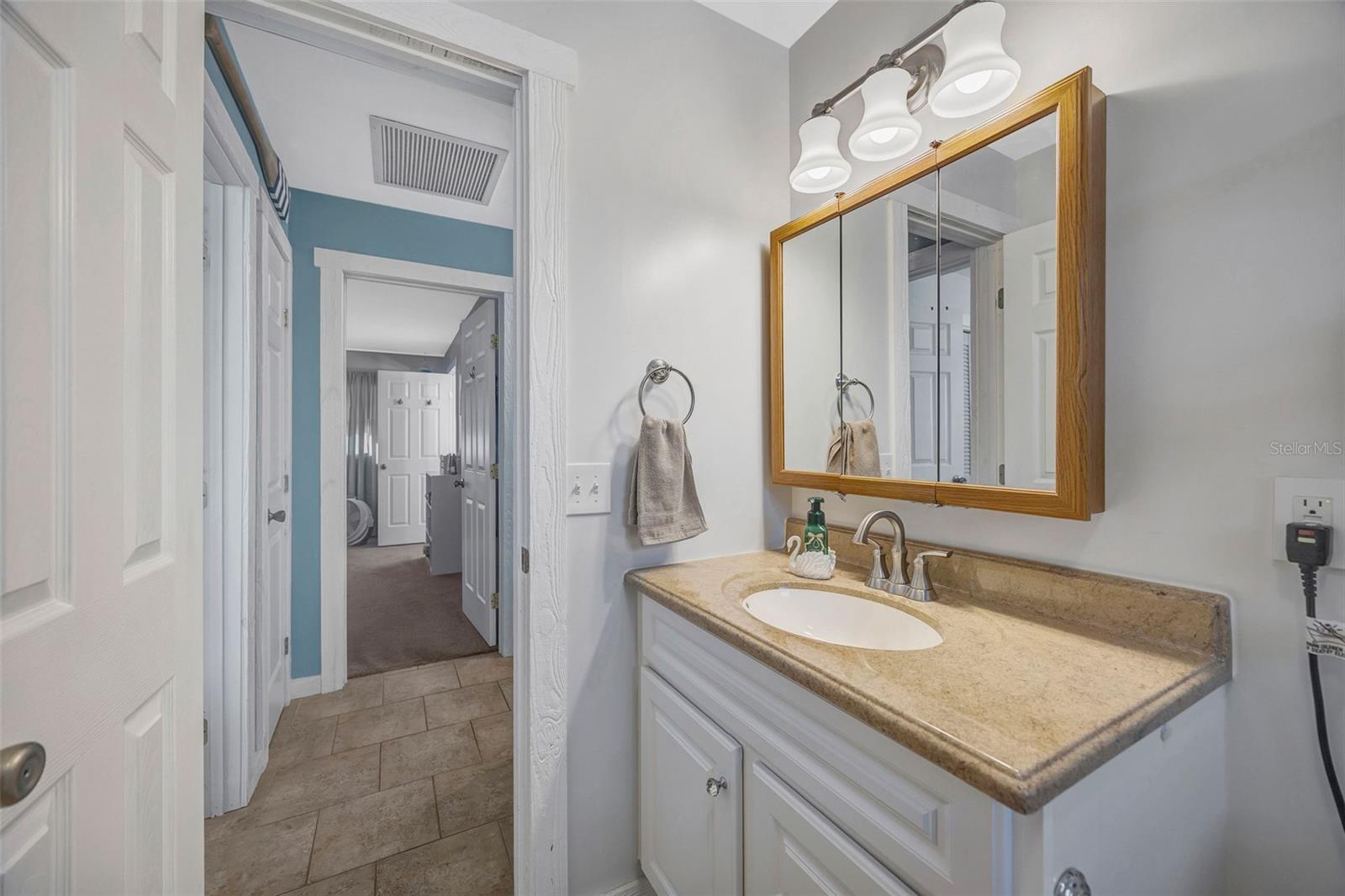 Image 40 of 52 For 1225 2nd Street