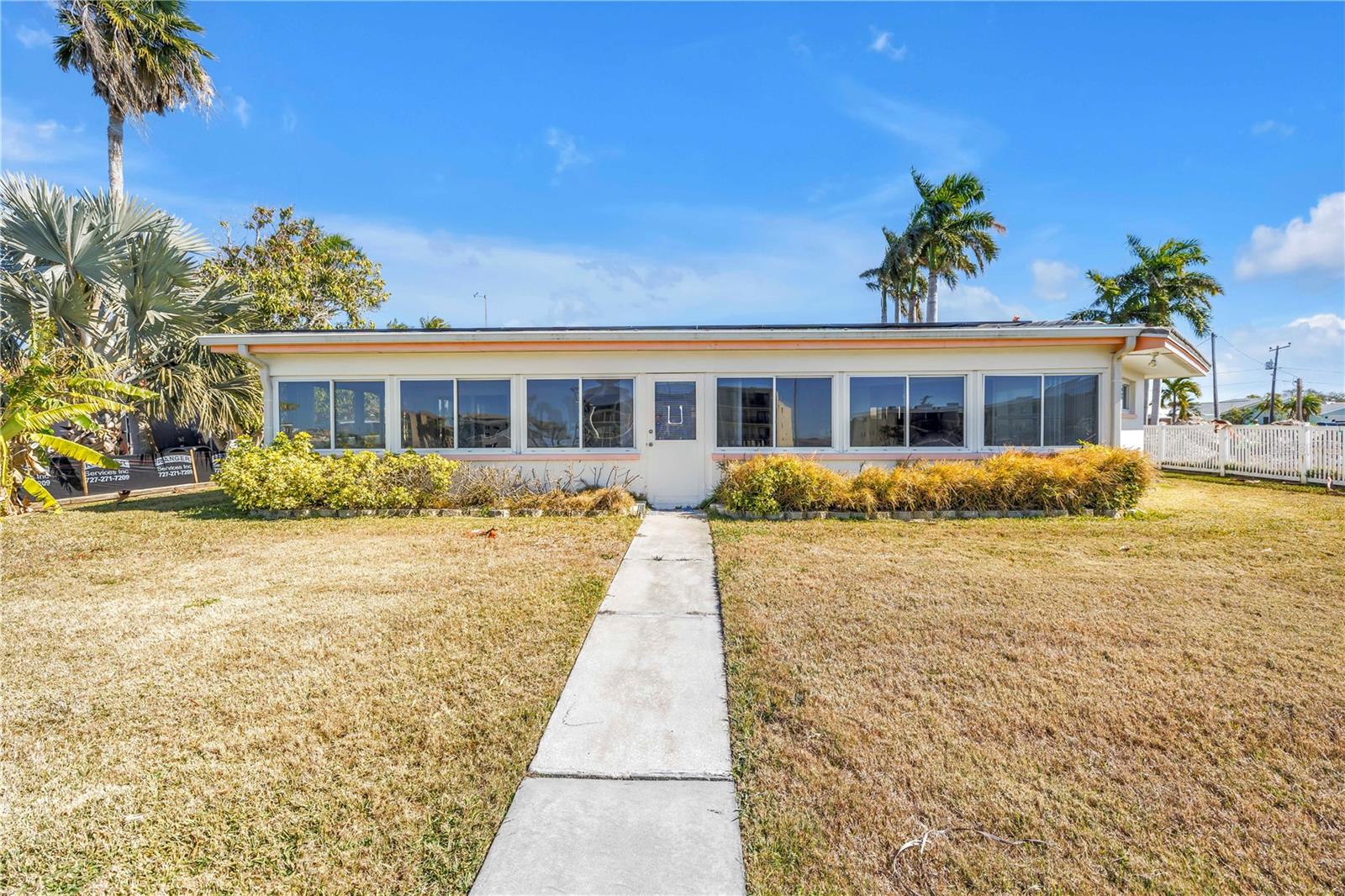 Listing photo id 24 for 12520 4th Street E