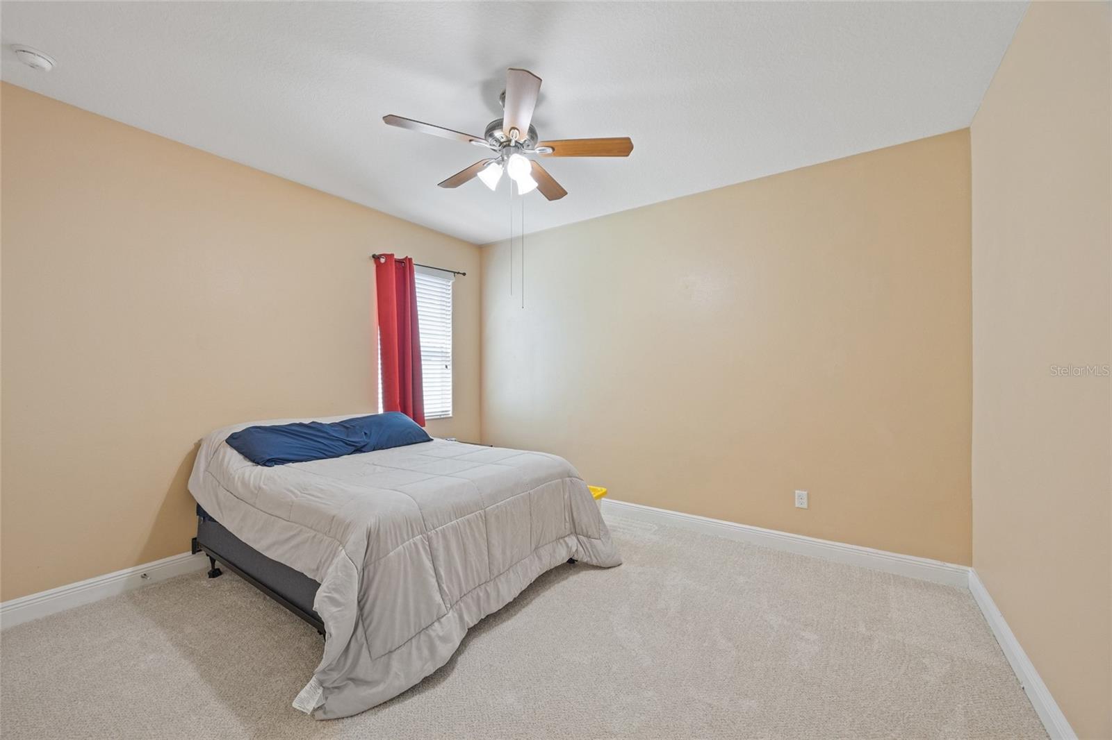 Listing photo id 11 for 11504 Harlan Eddy Court