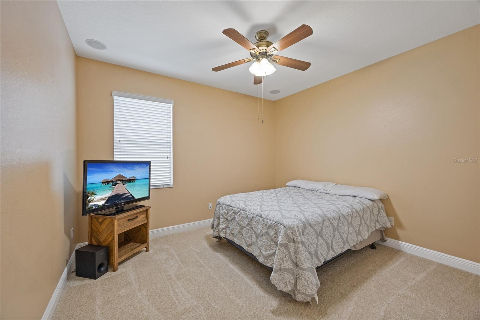 Listing photo id 12 for 11504 Harlan Eddy Court