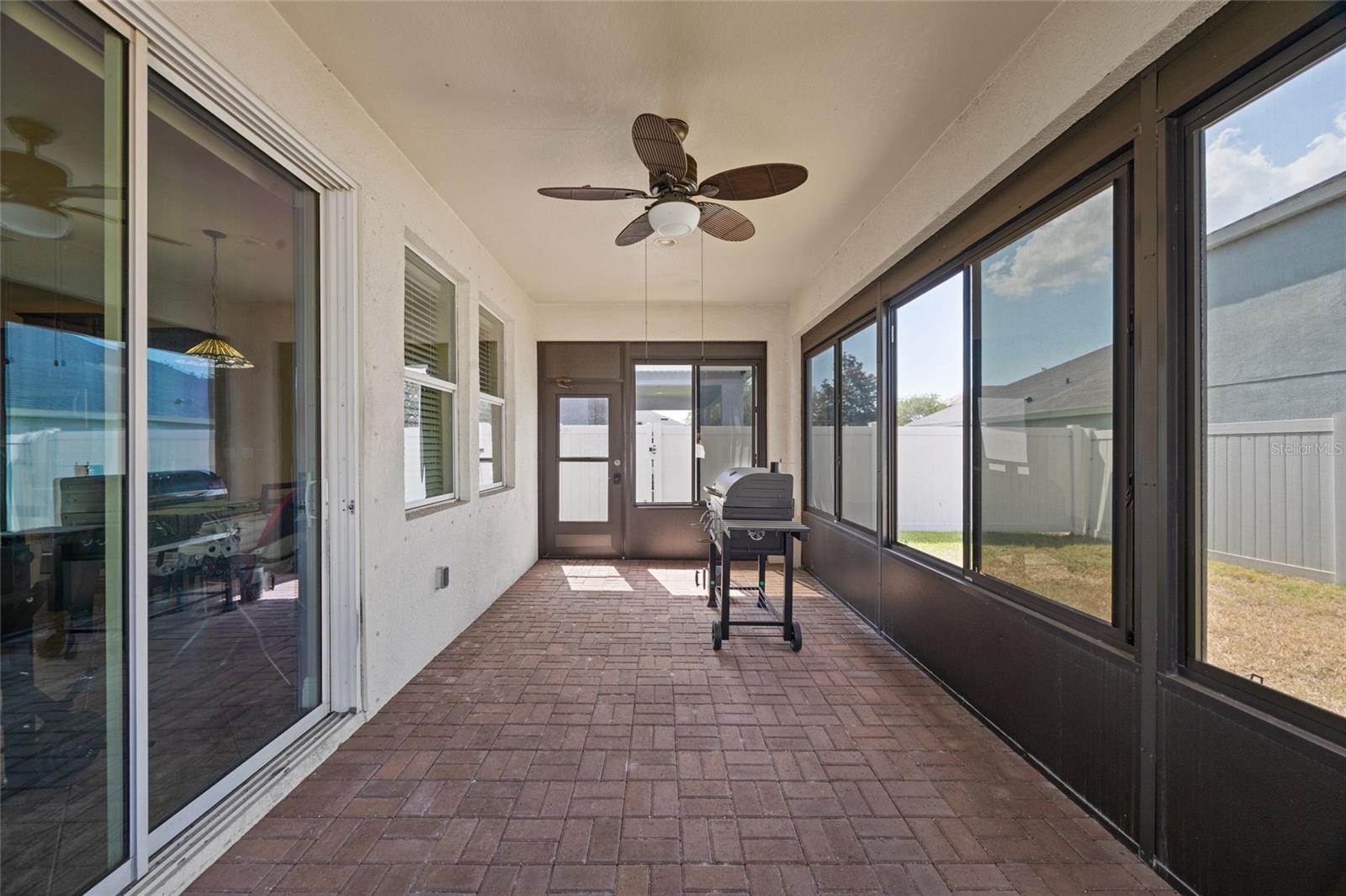 Listing photo id 17 for 11504 Harlan Eddy Court