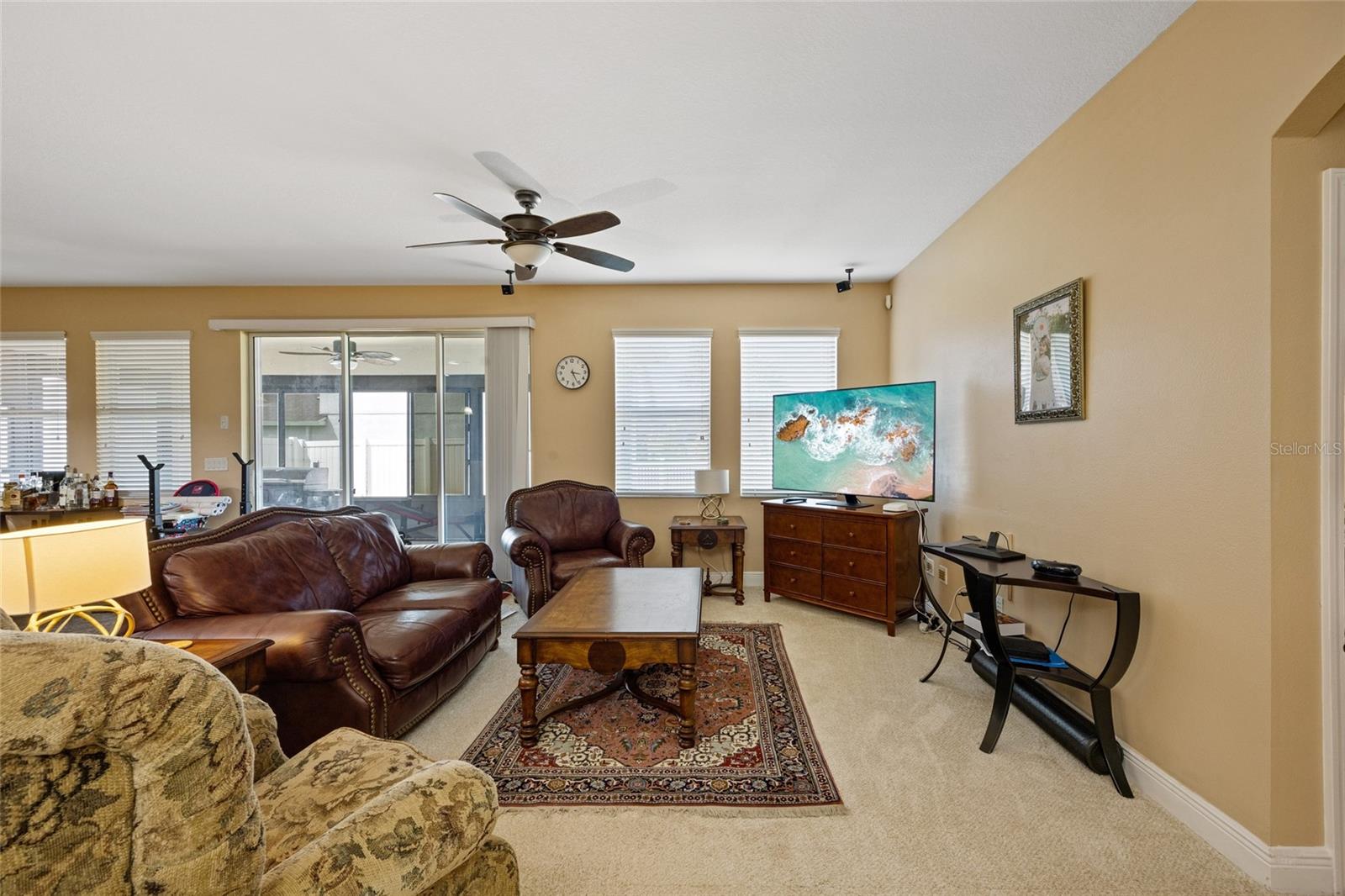 Listing photo id 7 for 11504 Harlan Eddy Court