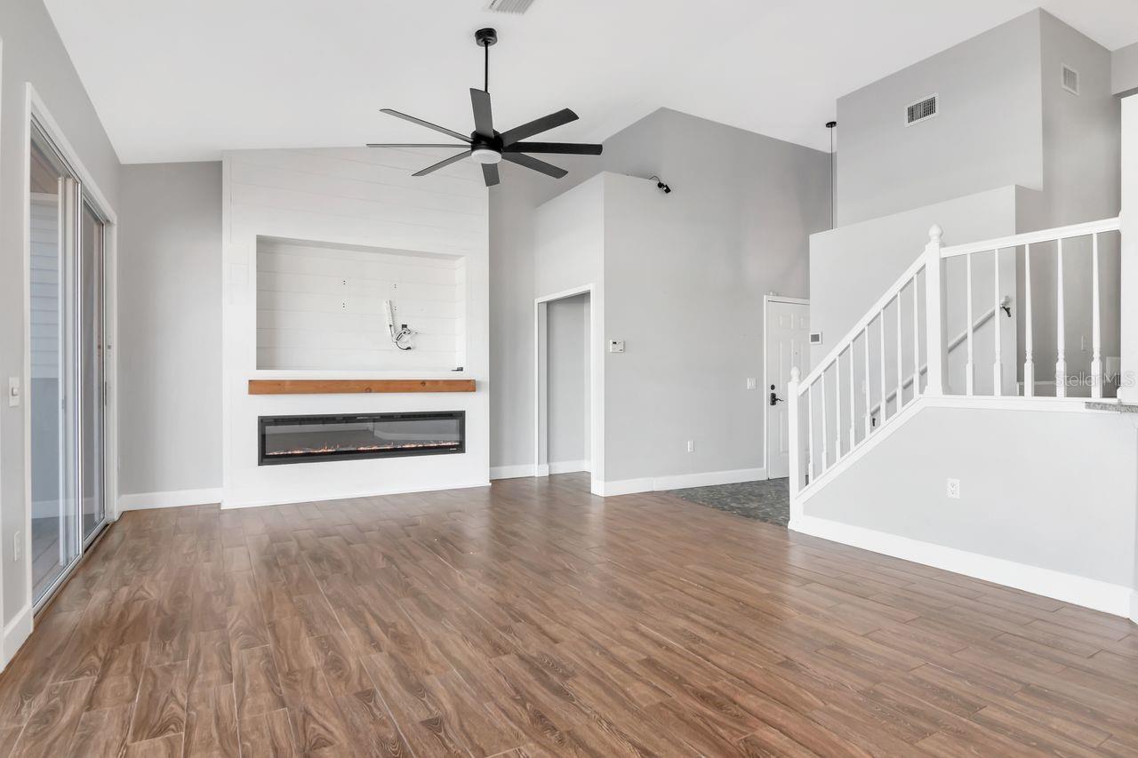 Image 21 of 69 For 5313 Boardwalk Street