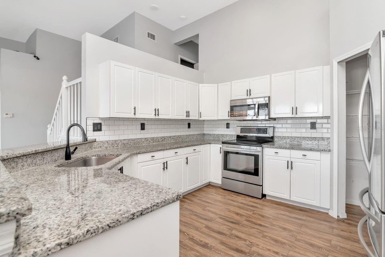 Image 29 of 69 For 5313 Boardwalk Street