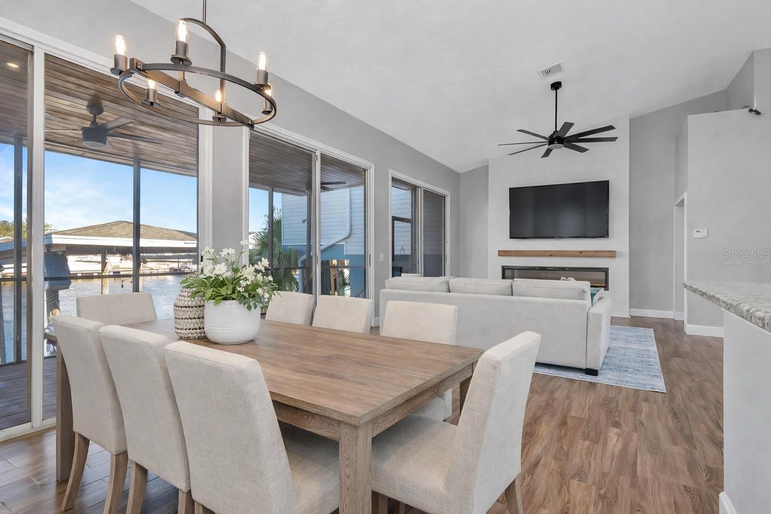 Image 9 of 69 For 5313 Boardwalk Street