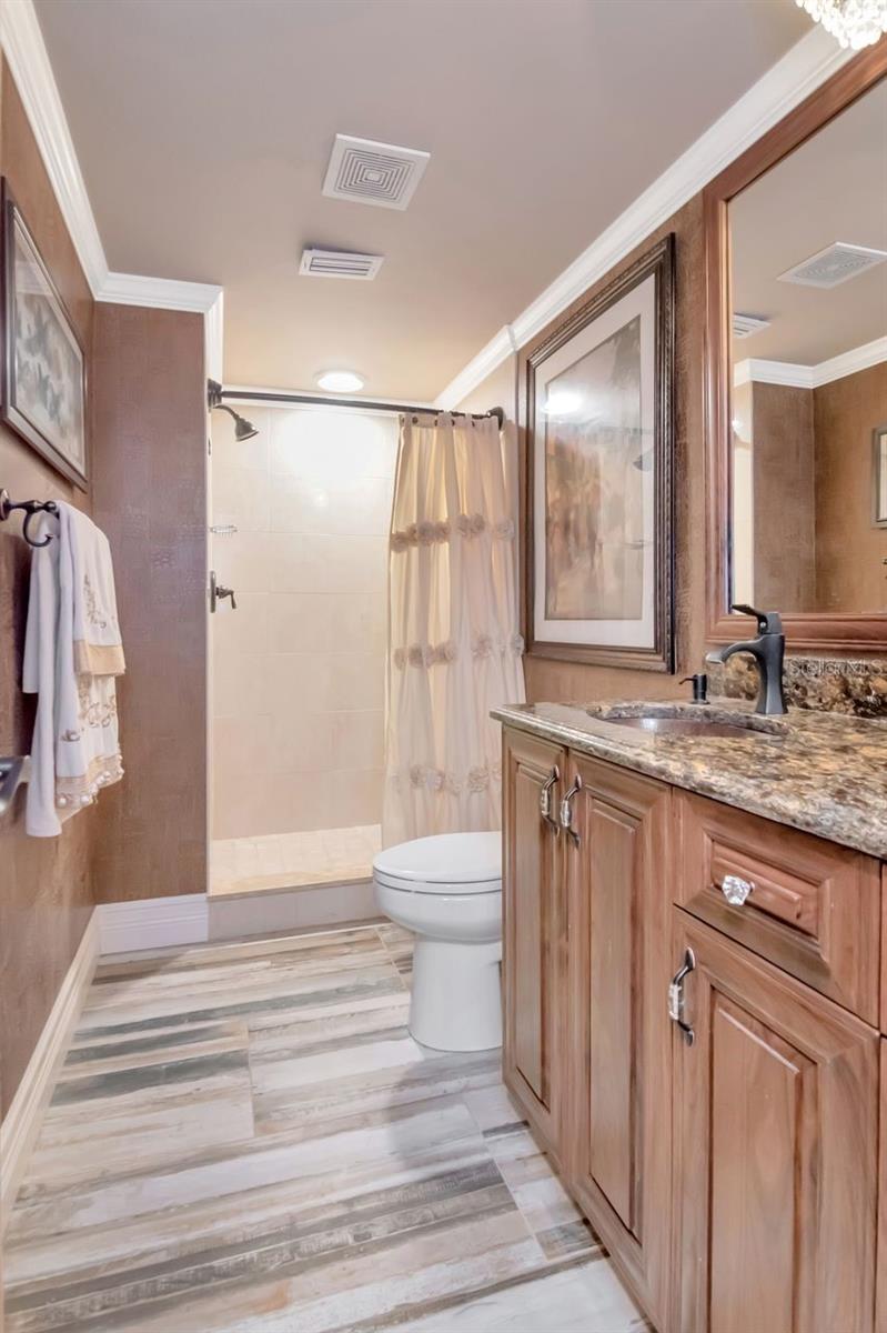 Listing photo id 24 for 36750 Us Highway 19 N 7-110