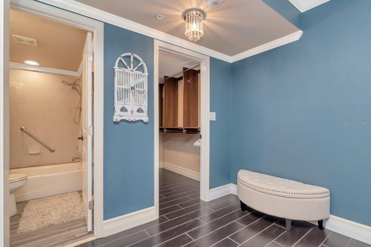 Listing photo id 27 for 36750 Us Highway 19 N 7-110