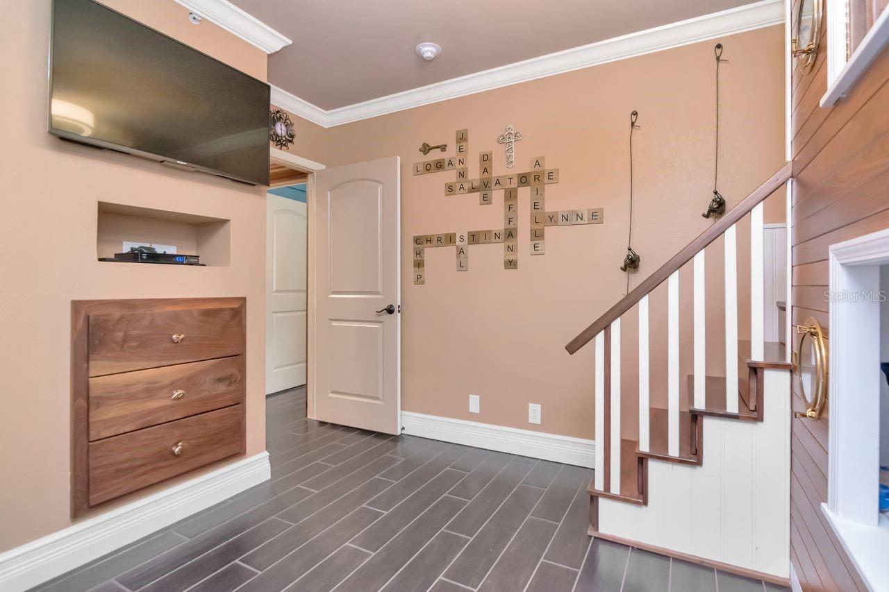 Listing photo id 37 for 36750 Us Highway 19 N 7-110