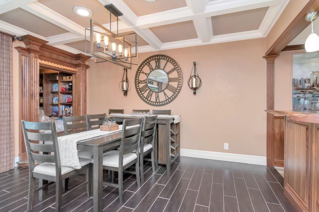 Listing photo id 2 for 36750 Us Highway 19 N 7-110