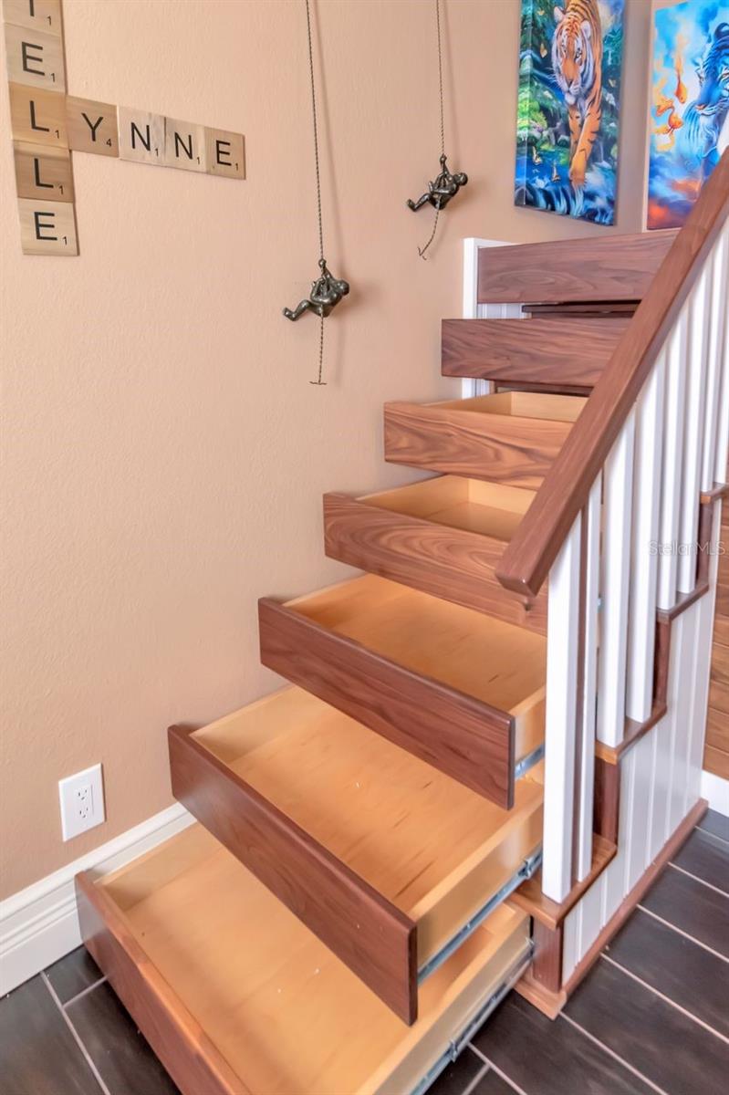 Listing photo id 38 for 36750 Us Highway 19 N 7-110