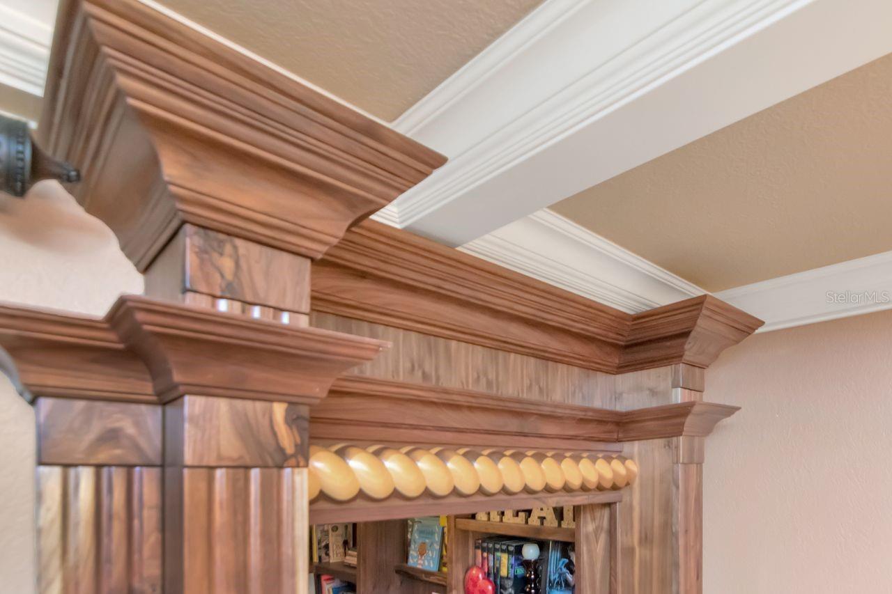 Listing photo id 41 for 36750 Us Highway 19 N 7-110