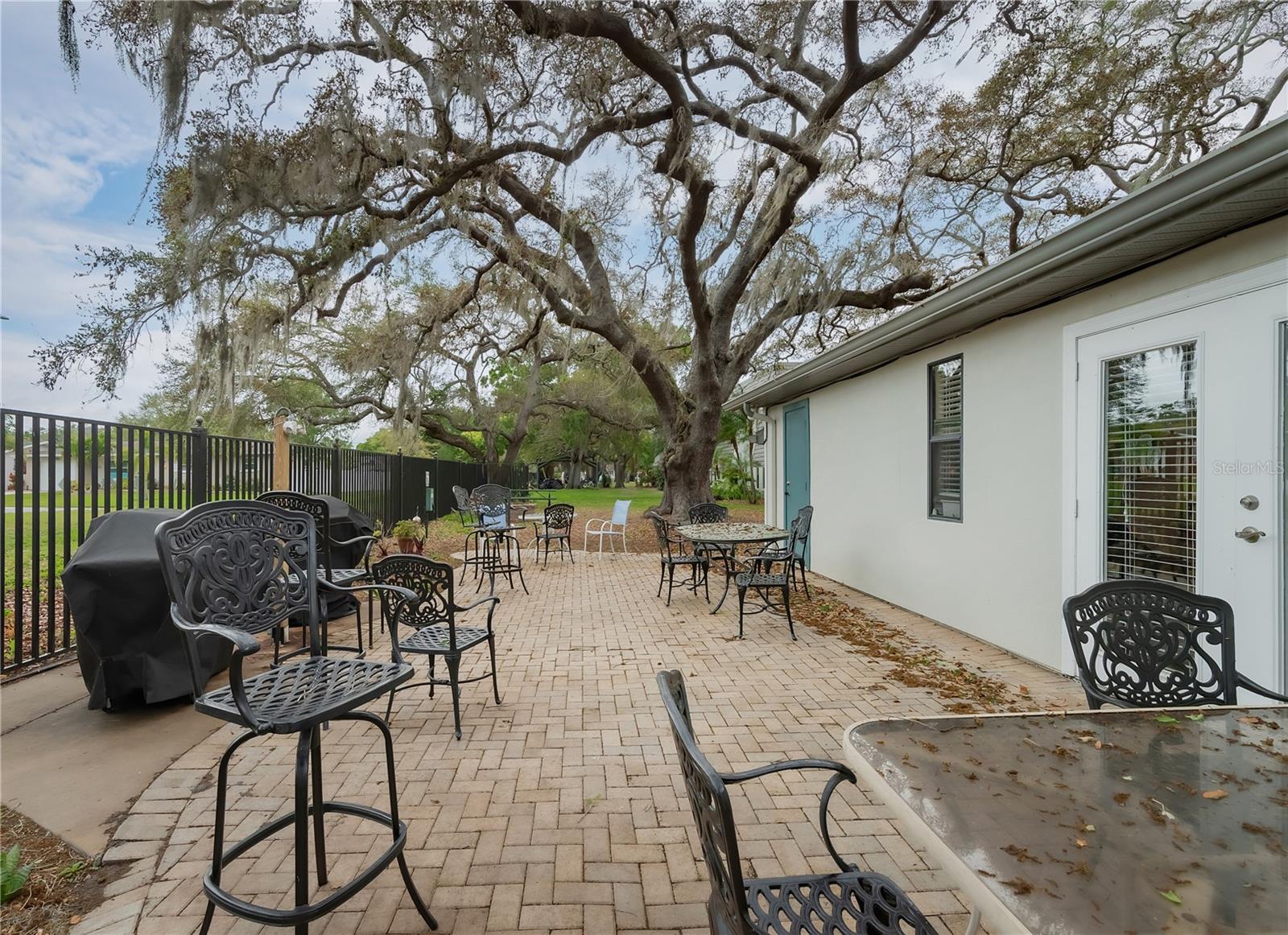 Image 23 of 32 For 704 Lyndhurst Street 603