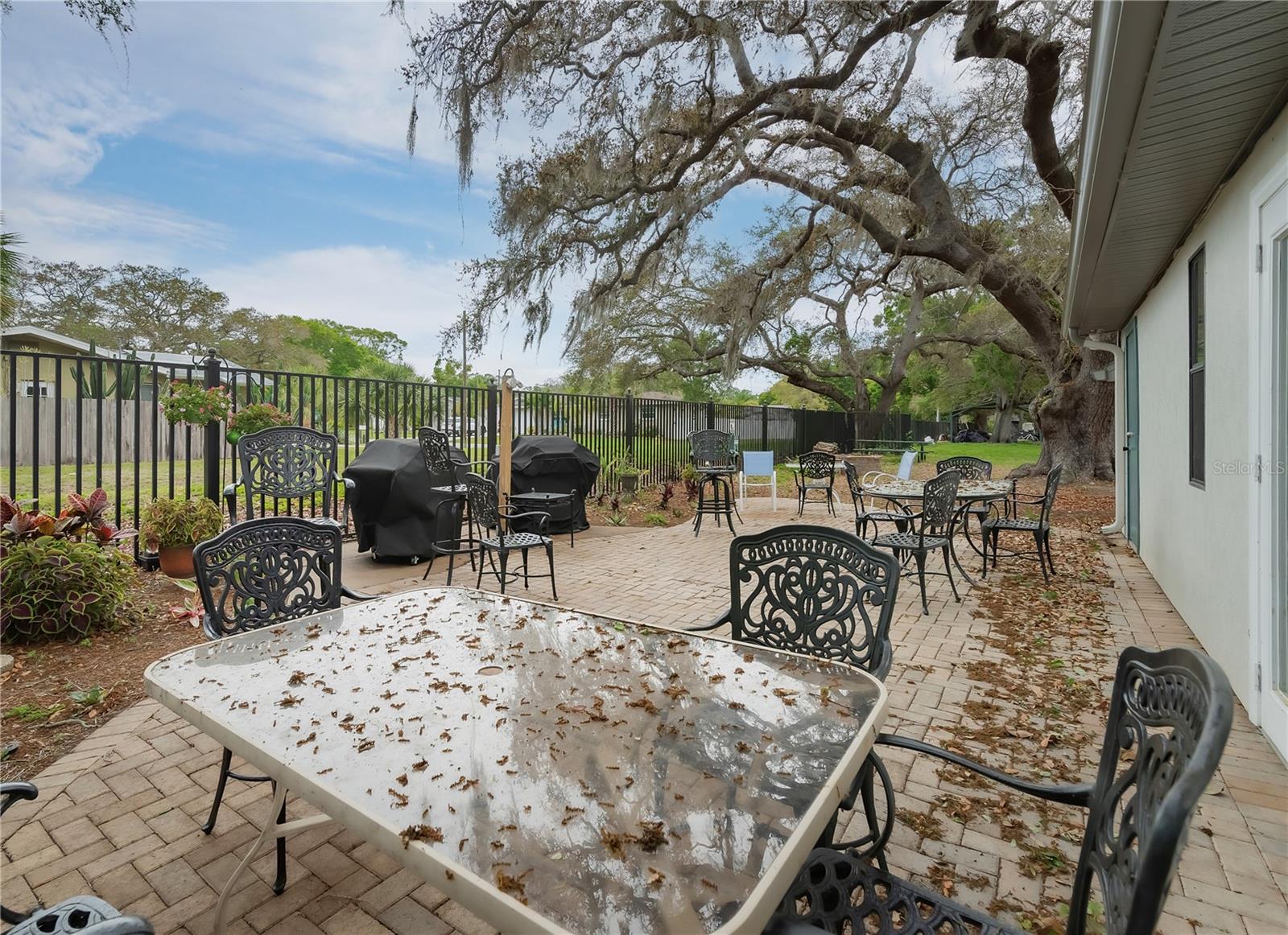 Image 24 of 32 For 704 Lyndhurst Street 603