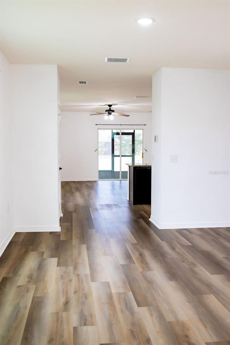 Image 10 of 64 For 8089 Pelican Reed Circle