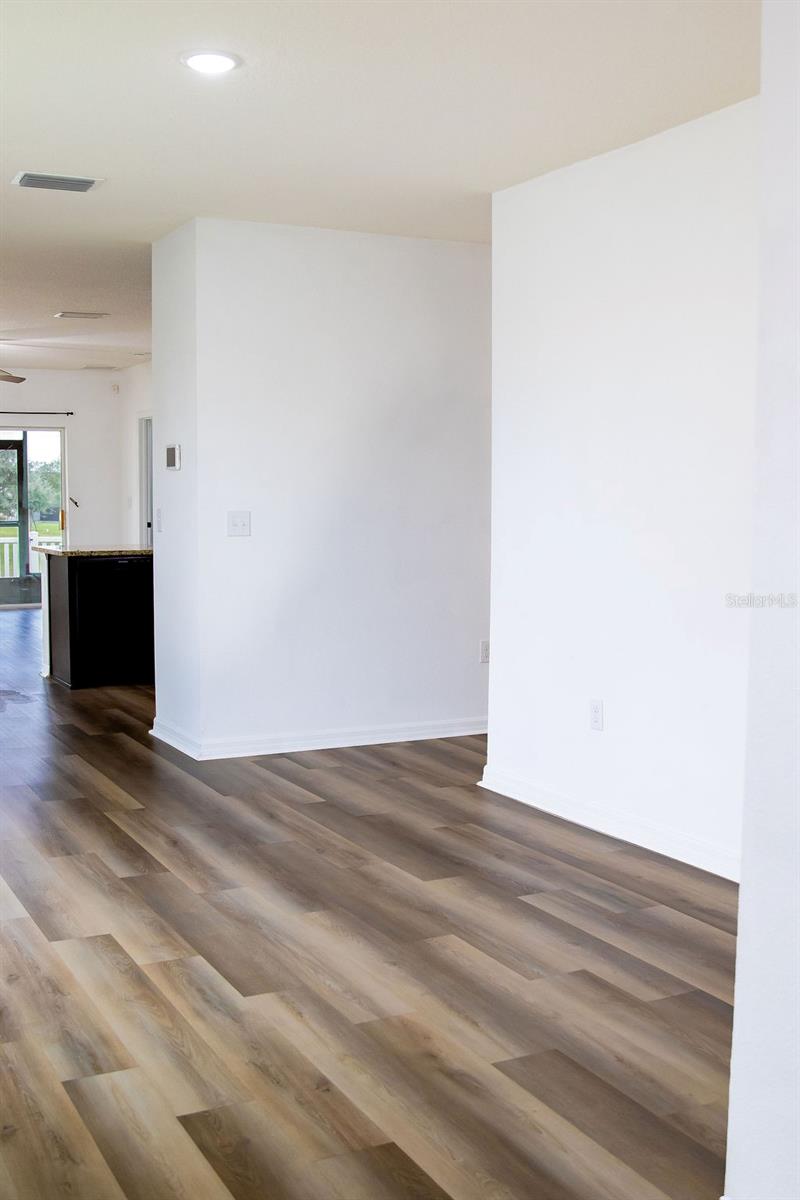 Image 9 of 64 For 8089 Pelican Reed Circle