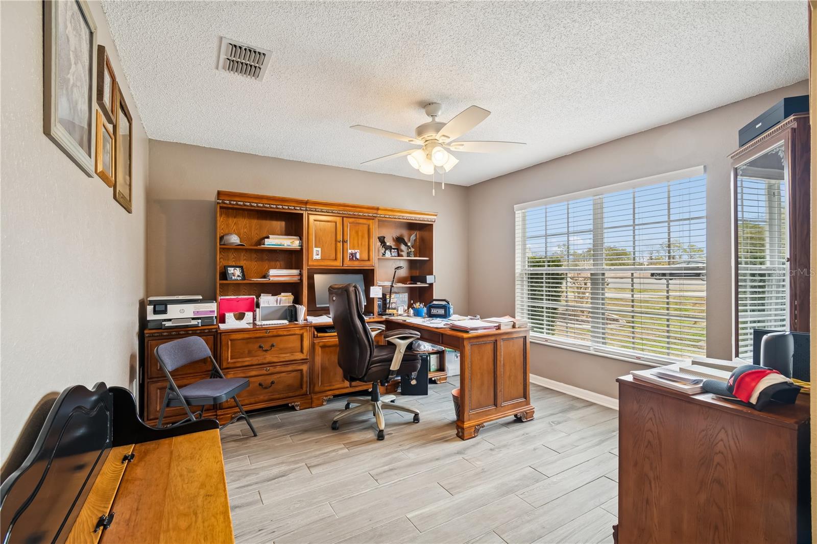 Image 31 of 83 For 407 Montpelier Court