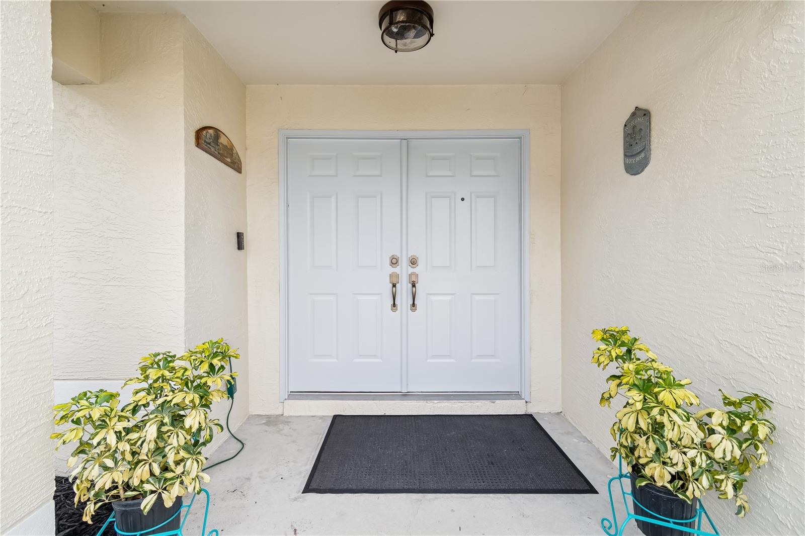 Image 5 of 83 For 407 Montpelier Court