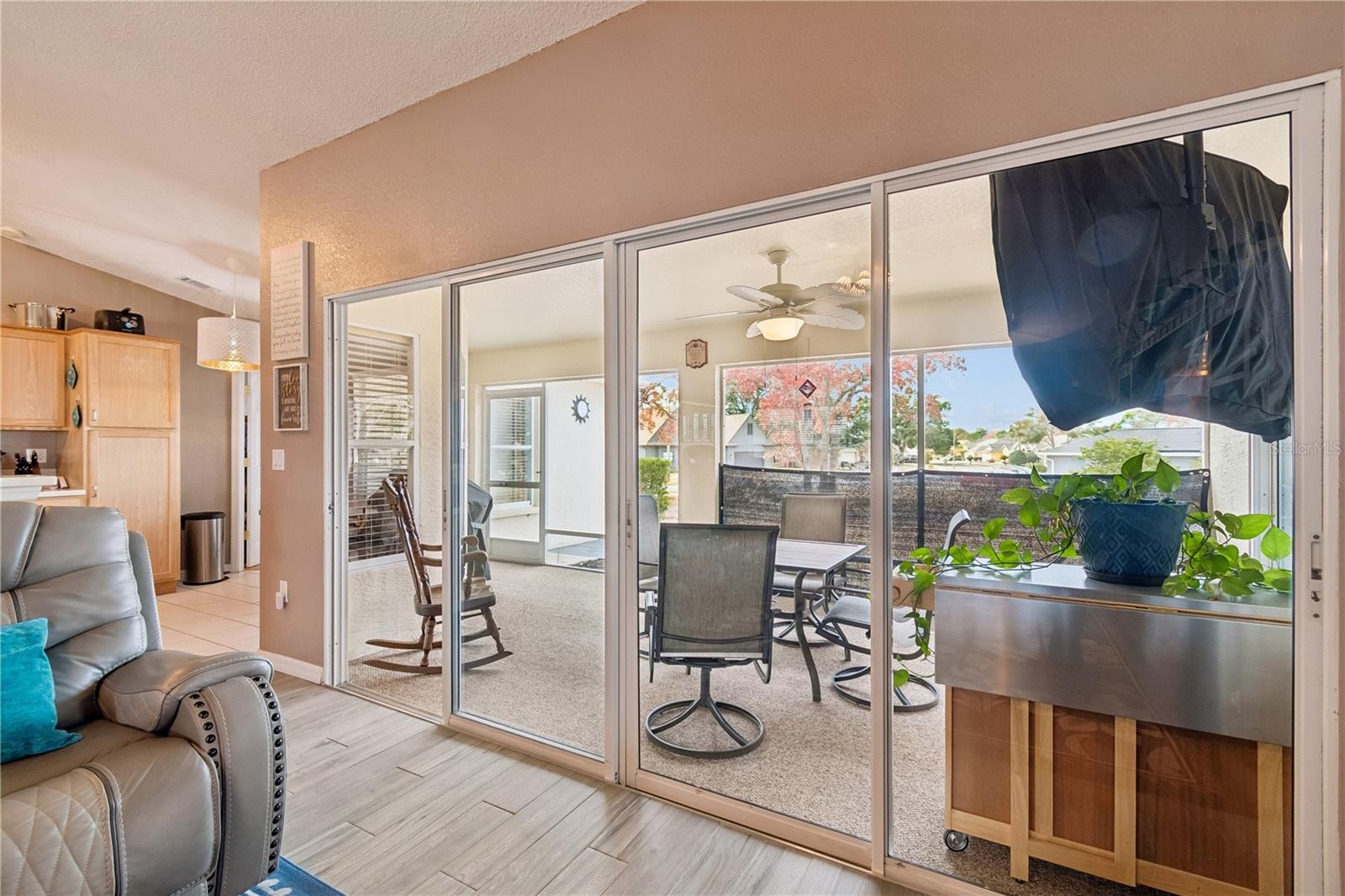 Image 57 of 83 For 407 Montpelier Court