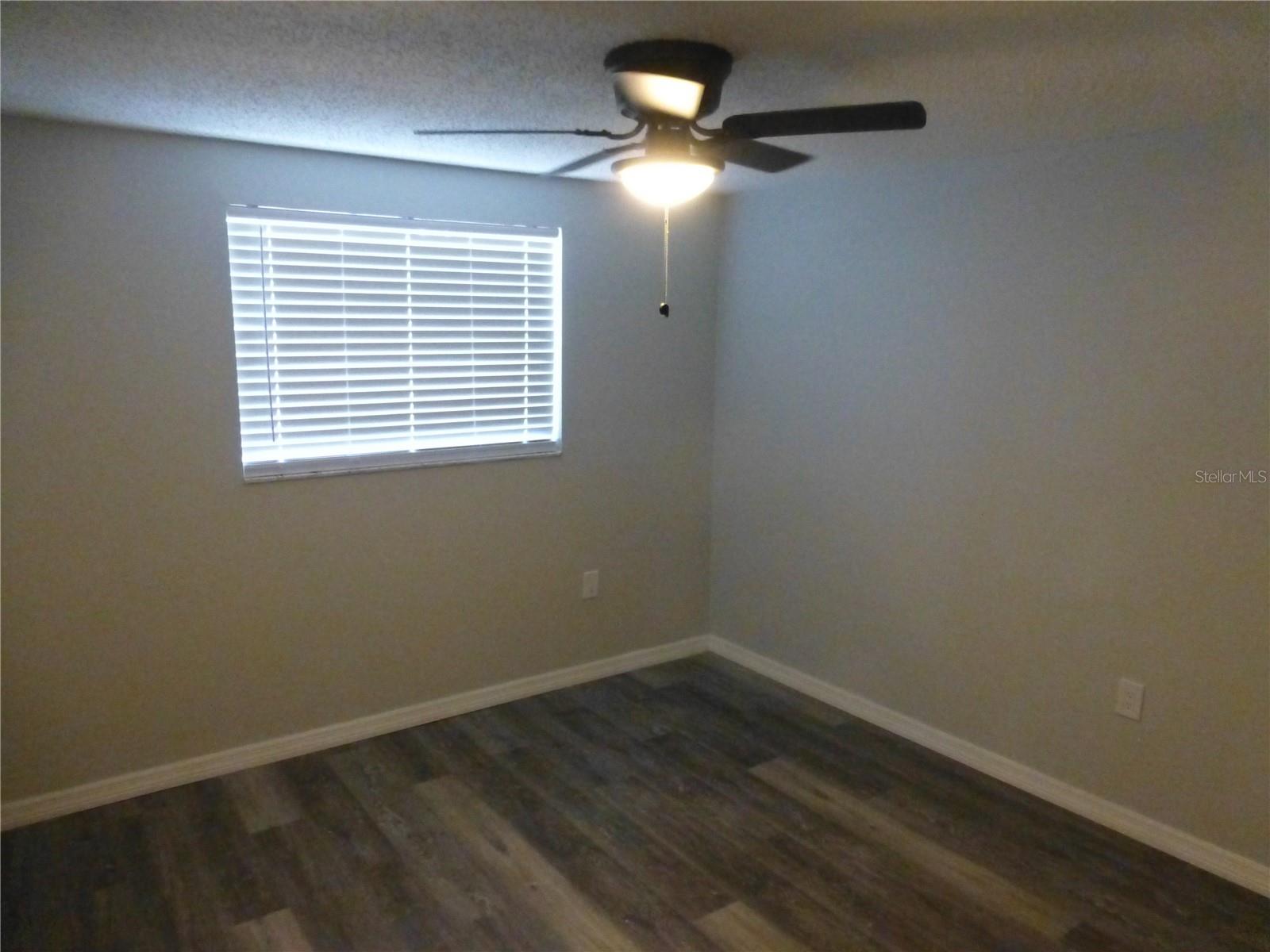 Image 9 of 15 For 5420 Reef Drive