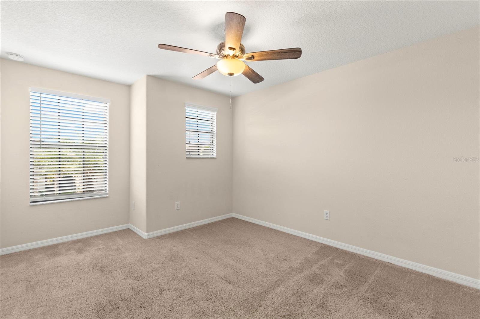 Image 26 of 38 For 2719 Garden Falls Drive