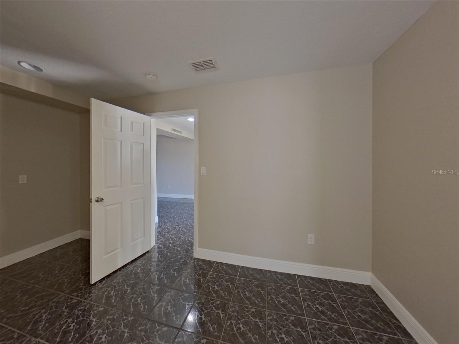 Image 18 of 19 For Address Not Provided