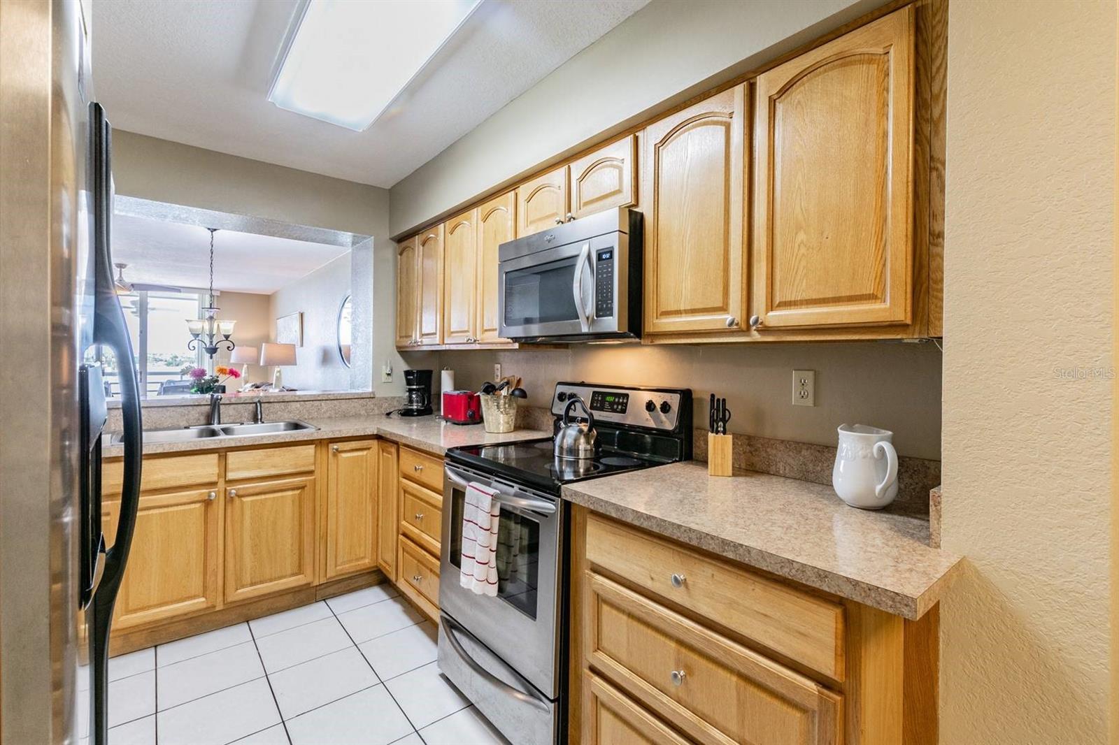 Image 5 of 28 For 5701 Bahia Del Mar Circle 403