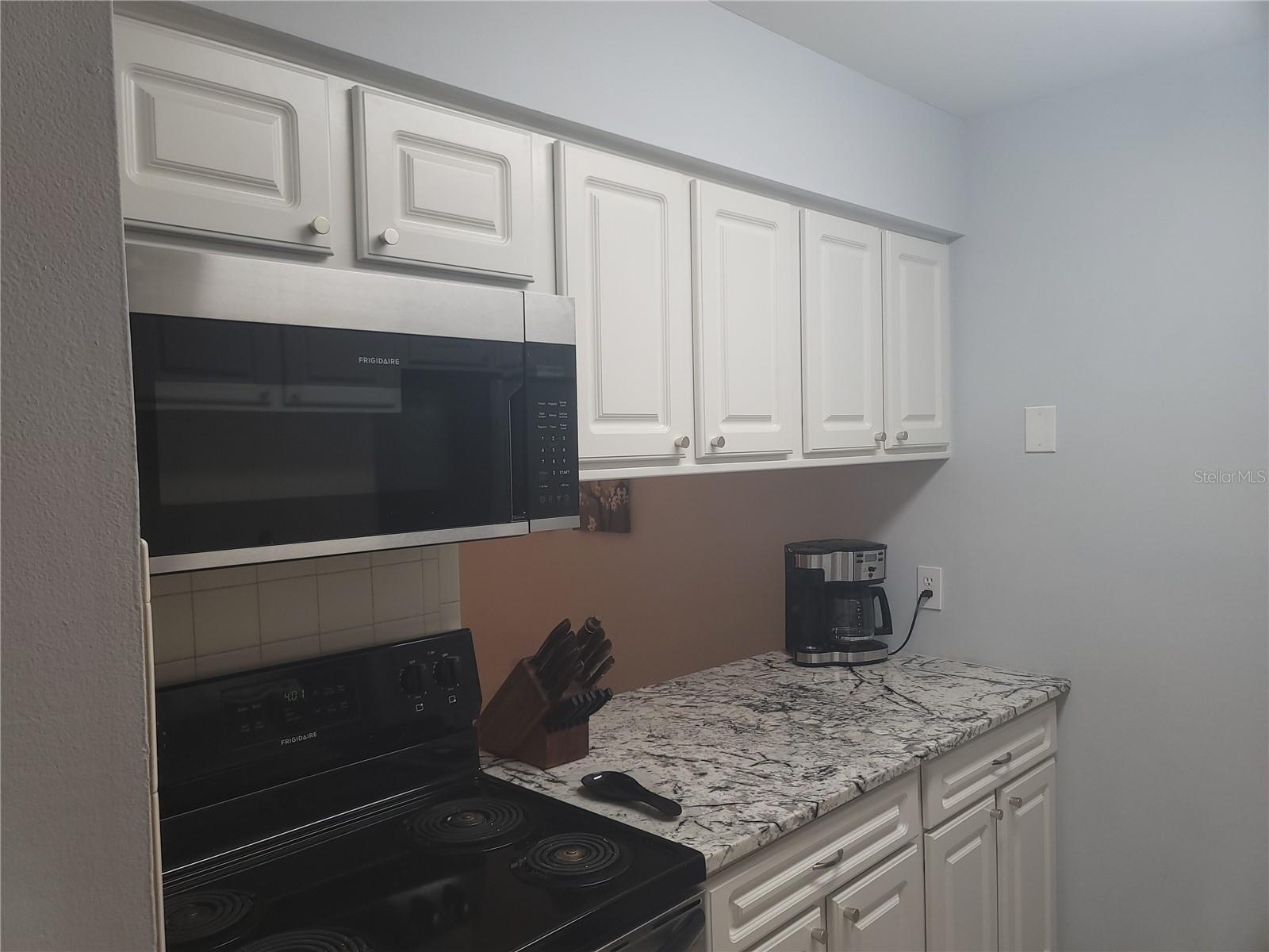 Image 13 of 30 For 4215 East Bay Drive 1508b