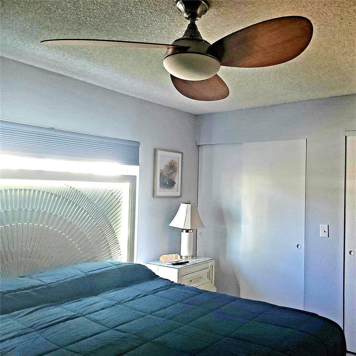 Image 19 of 30 For 4215 East Bay Drive 1508b