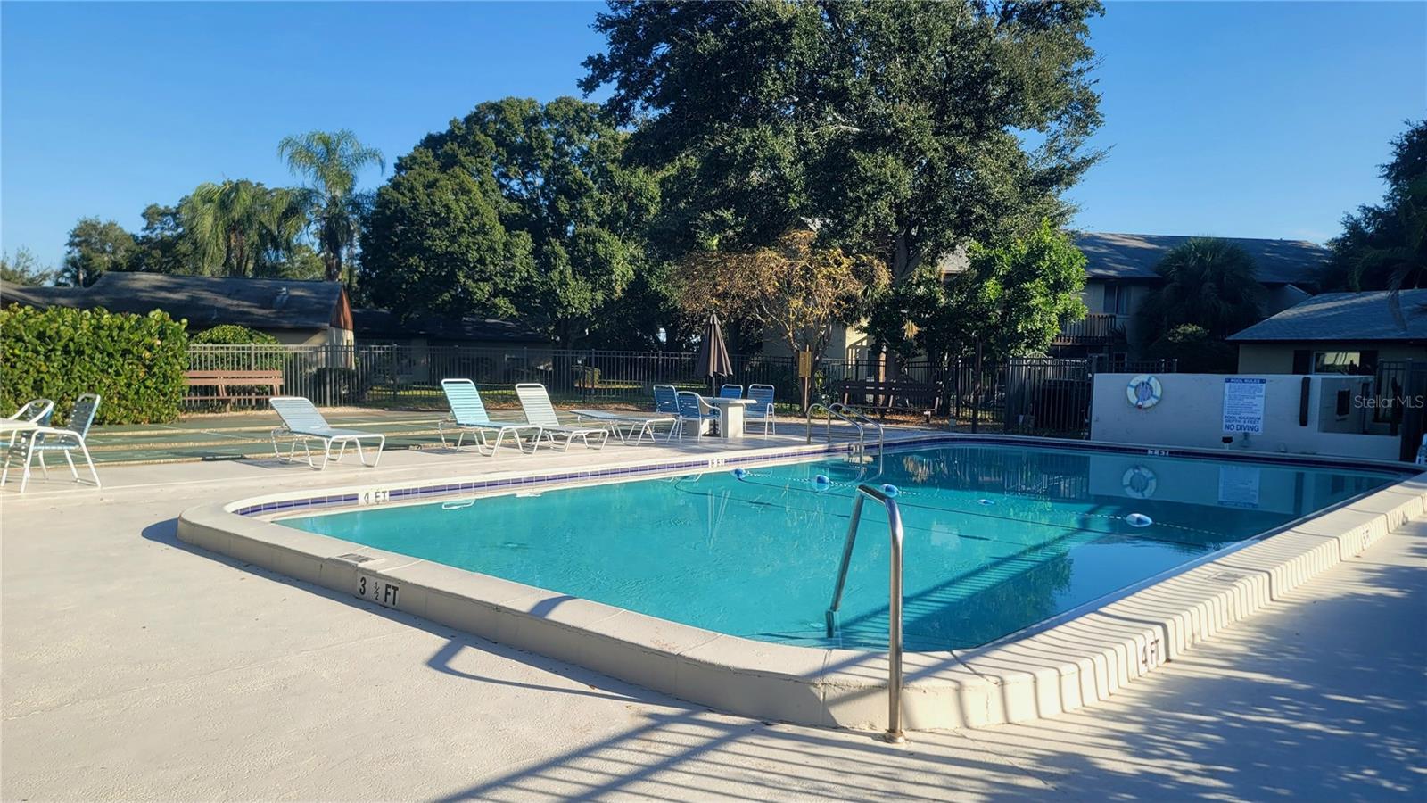 Image 28 of 30 For 4215 East Bay Drive 1508b