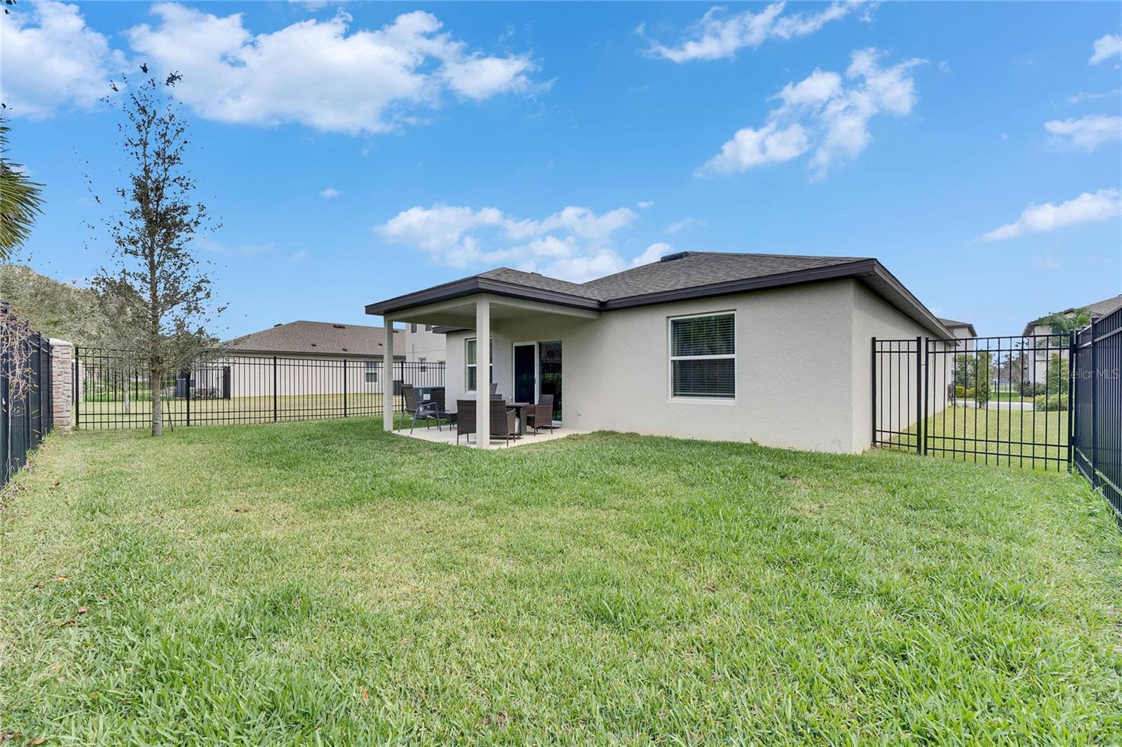 Image 43 of 60 For 6927 Shelby Lynn Way